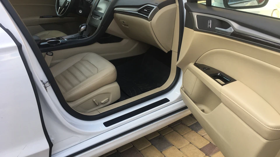Ford Fusion (America) 5