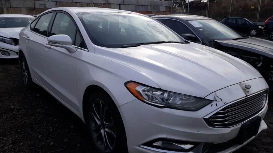 Ford Fusion (America) 4