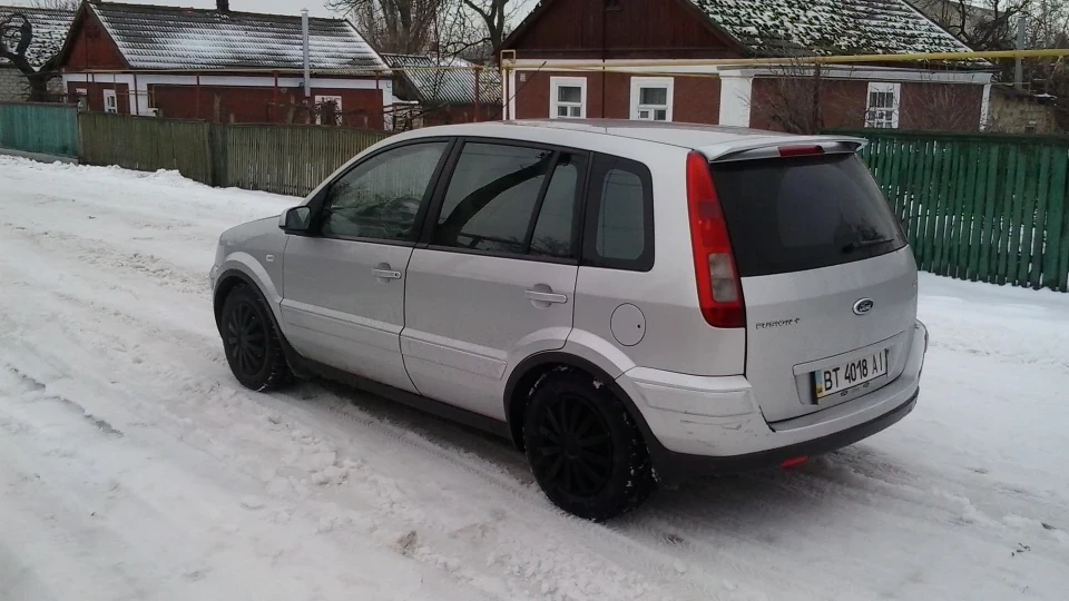 Ford Fusion + 5