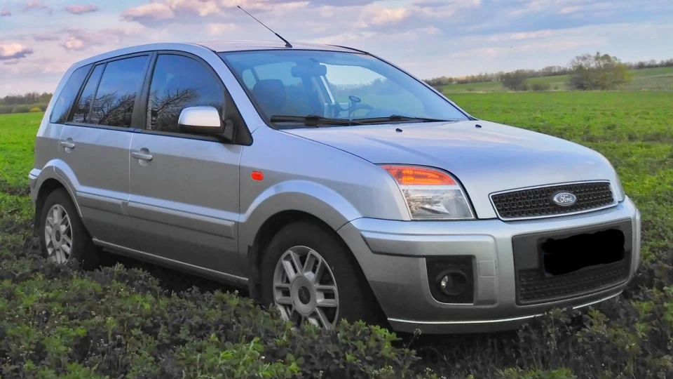 Ford Fusion 2