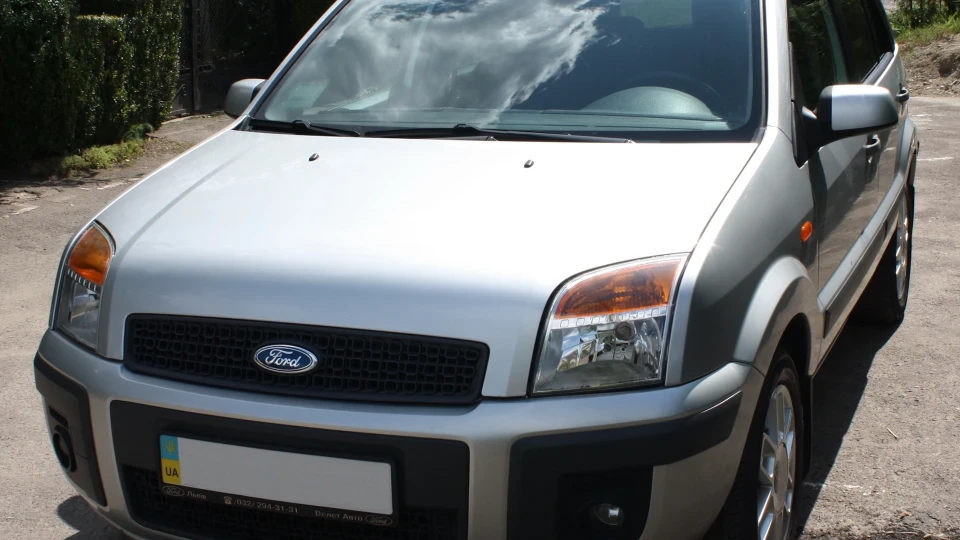 Ford Fusion 3