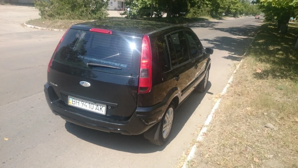 Ford Fusion 5