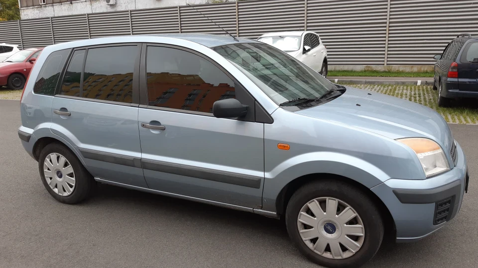 Ford Fusion 3