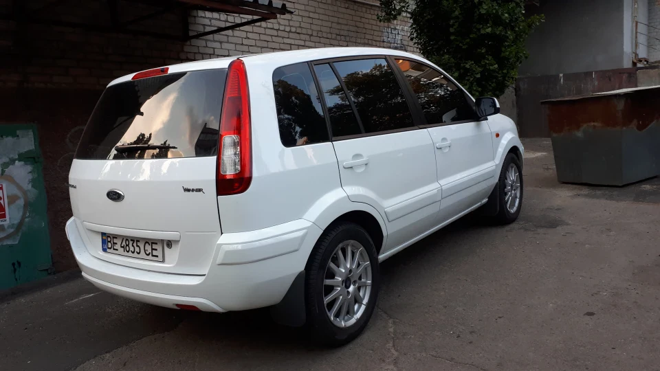 Ford Fusion 3