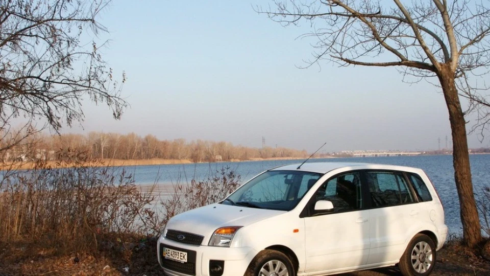 Ford Fusion 1.6 Comfort +