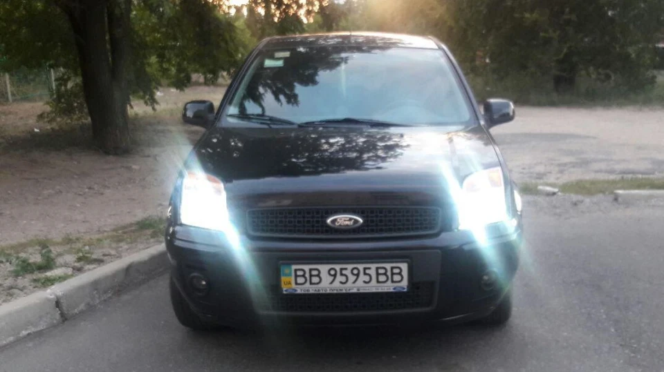 божевільний табурет Ford Fusion