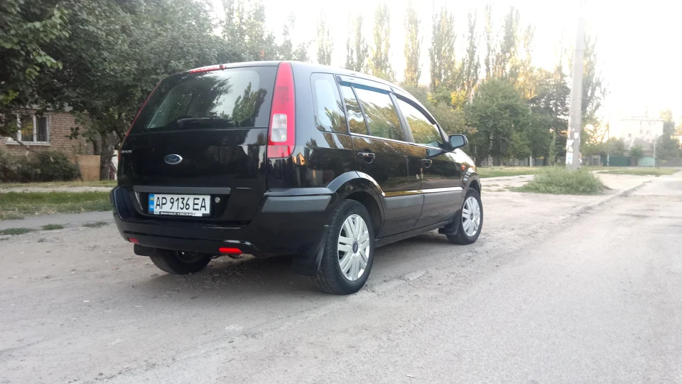 Валіза Ford Fusion 2