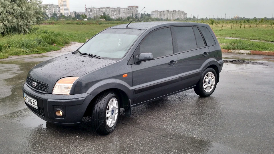 Ford Fusion Dark gray