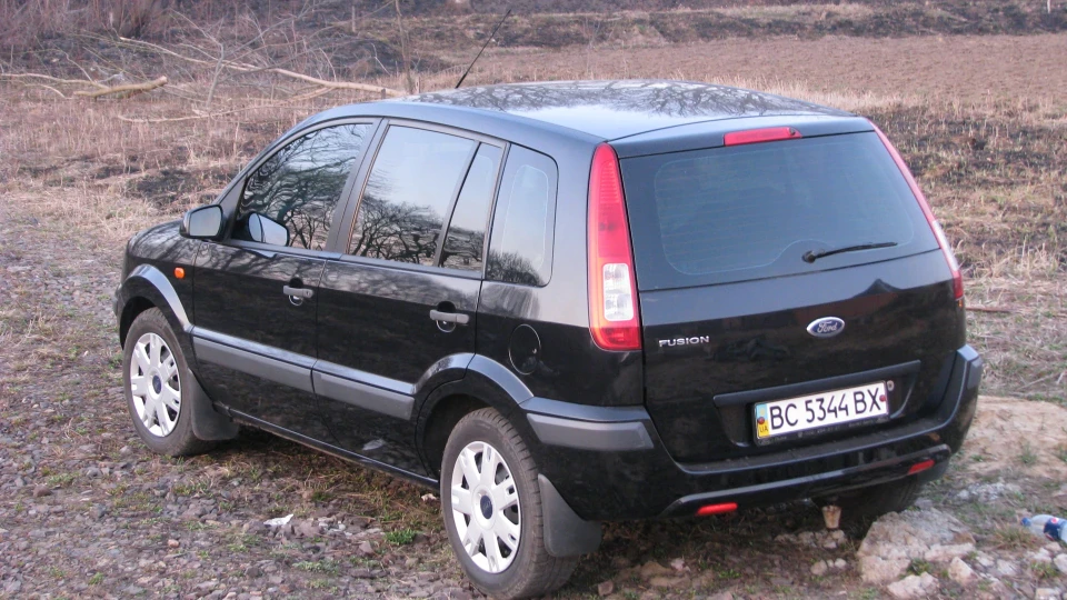 Ford Fusion Їжачок 3
