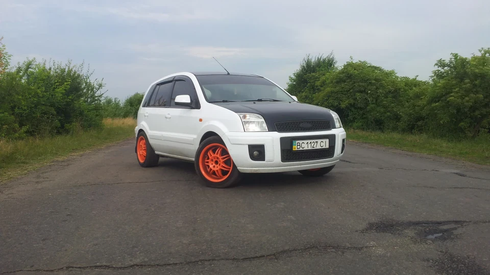 Ford Fusion Lvivland 3