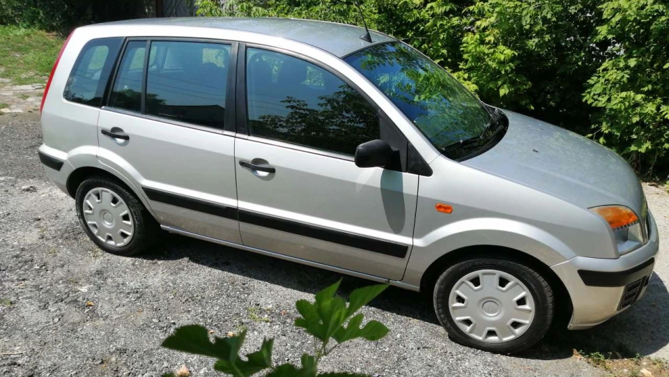 Ford Fusion Срібний Ф'южик 3