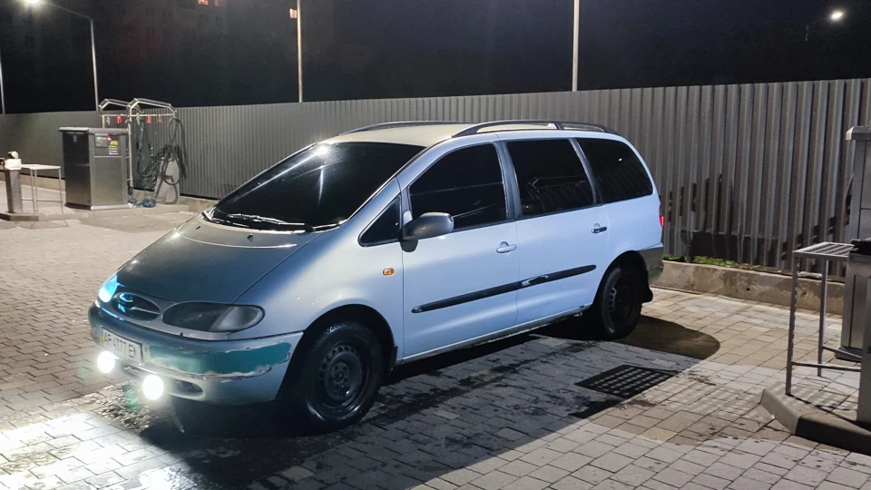 Ford Galaxy Дарт Вейдер ;) 2