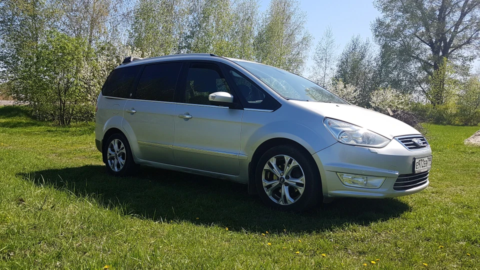 Ford Galaxy Срібна Галлактика 2