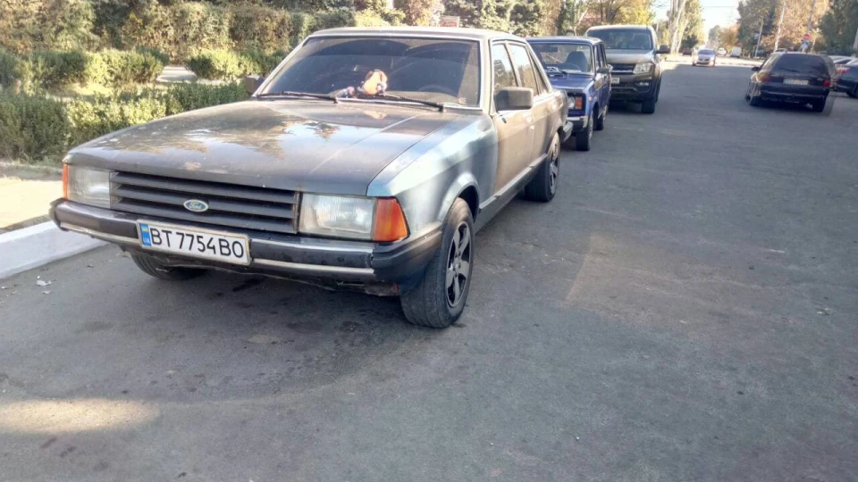 Ford Granada 4