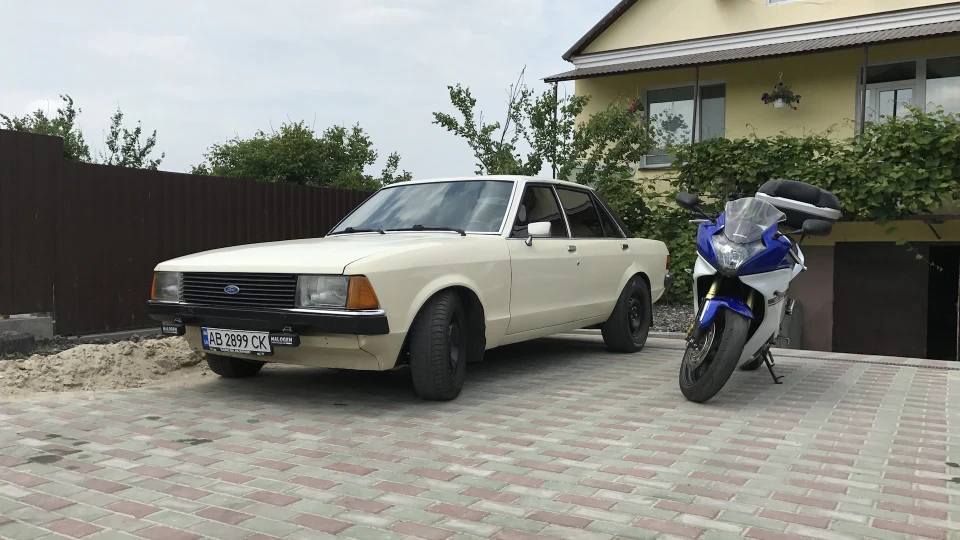 Ford Granada 3