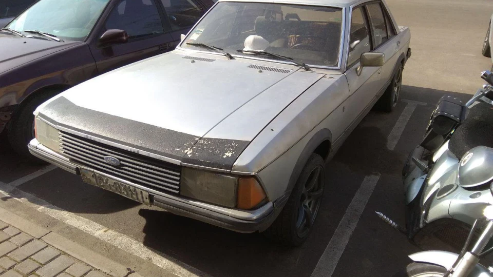 Ford Granada 2.0 Dohc