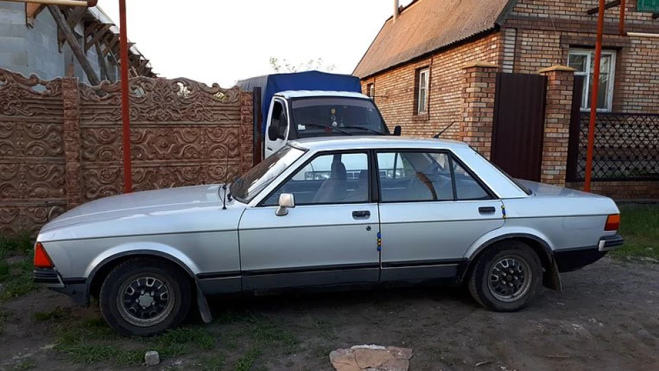 Ford Granada 2.3 V6 4