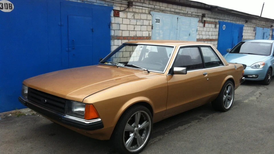Ford Granada 2,9 efi mt75 2