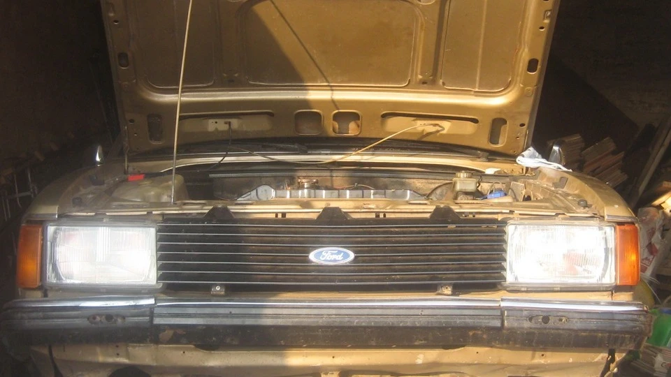 Ford Granada ПІС, що біжить 3