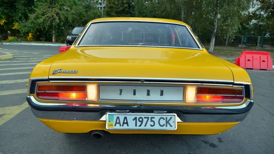 Ford Granada Cosworth inside 3