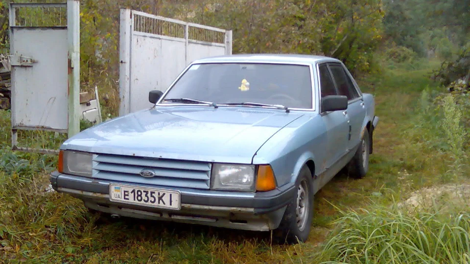 Ford Granada БЛАКИТНИЙ ПЕРЛАМУТР 3