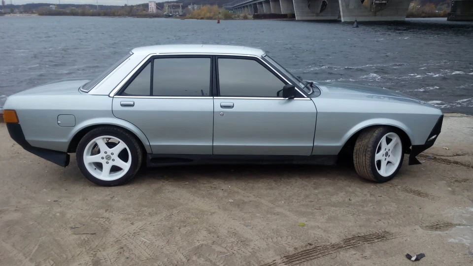 Ford Granada GR-GR (GRanada-GReen) 2