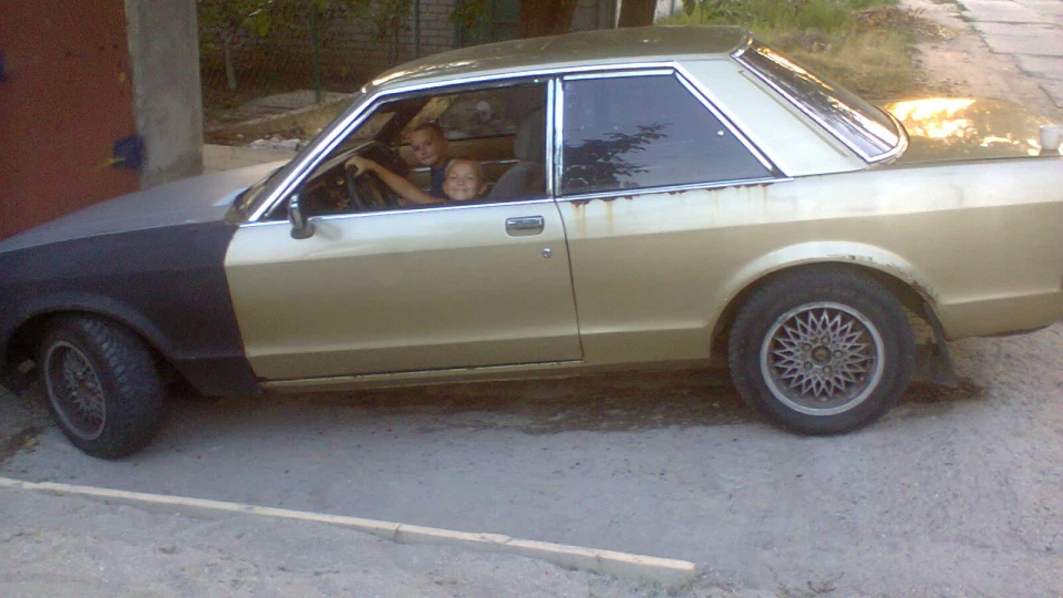 Ford Granada КУПЕЦЬ 3