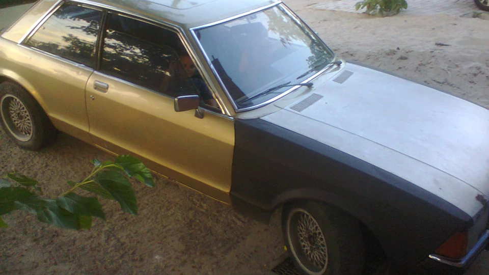 Ford Granada КУПЕЦЬ 4