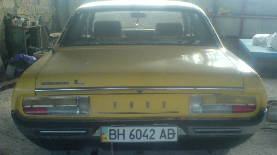 Ford Granada MK1 V6 2.0L 3
