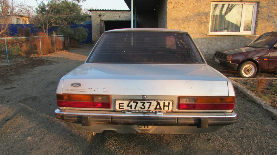 Ford Granada СРІБНИЙ КУЛЯ V6 4