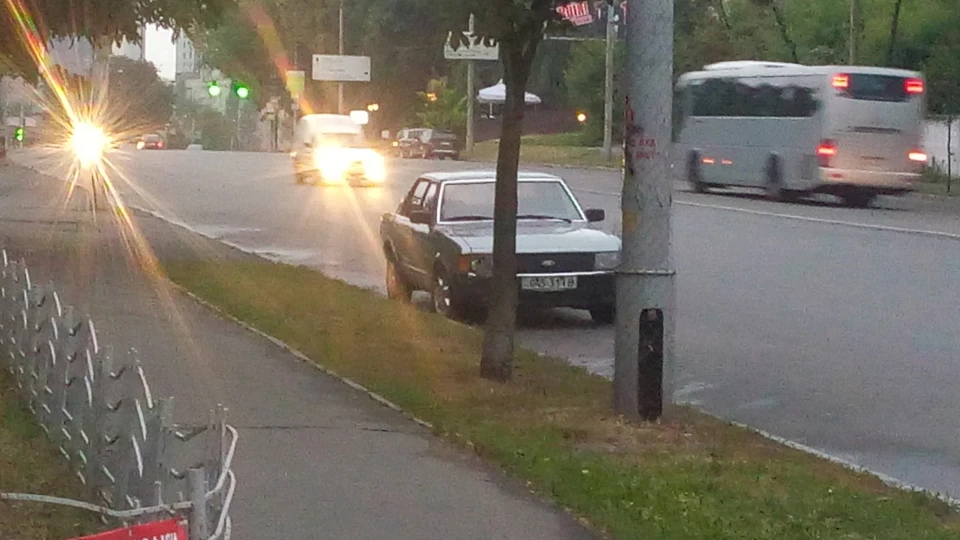 Ford Granada #SilverGrey 2