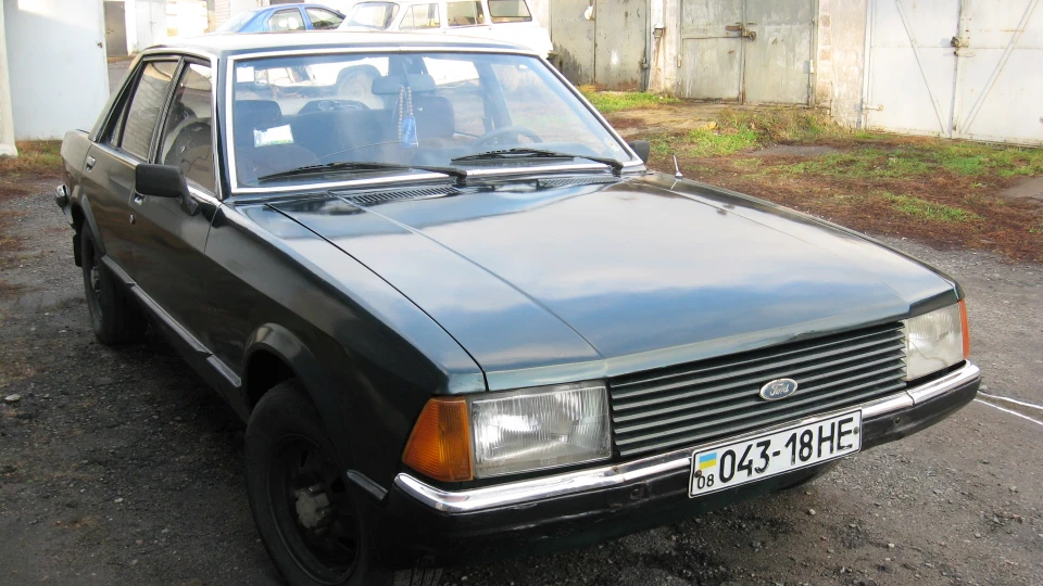 Ford Granada V6 2.8 GL 4