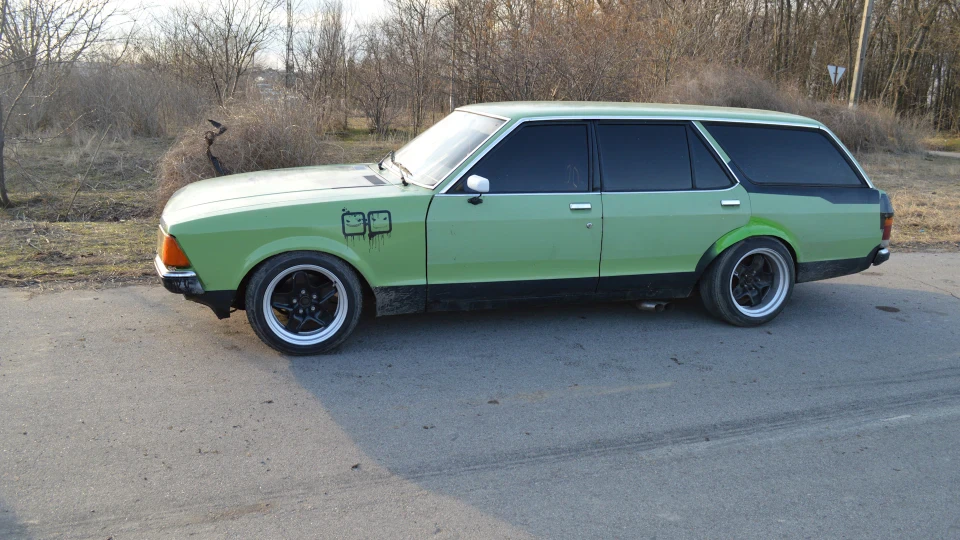 Ford Granada V6 2.8L 3