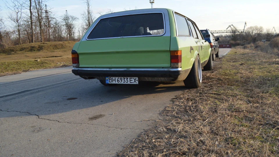 Ford Granada V6 2.8L 4