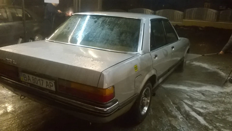 Ford Granada V6 Ghia. 3