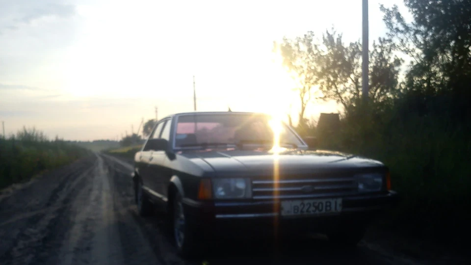 Ford Granada )Зелений Танк( 3