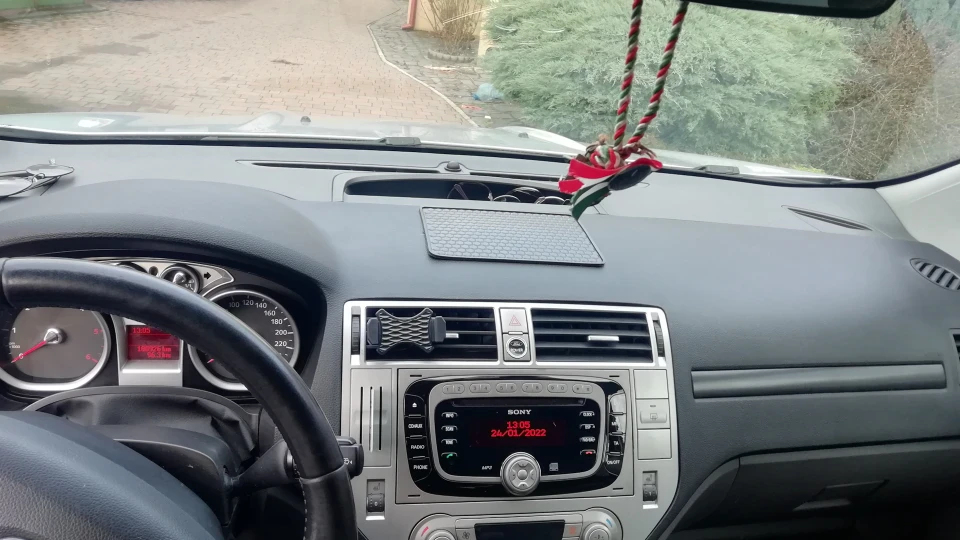 Ford Kuga 4