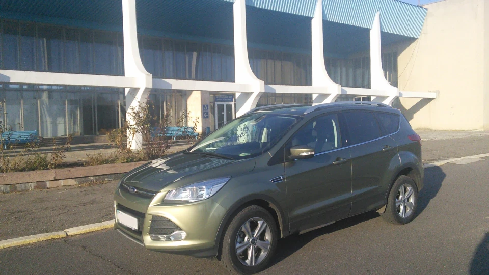 Ford Kuga 2.0 trend 4