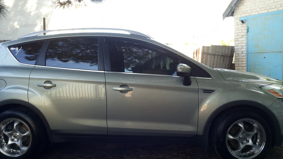 Ford Kuga 2.5 турбо кукурудзяний 2