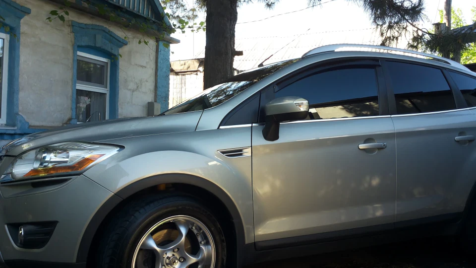 Ford Kuga 2.5 турбо кукурудзяний 3