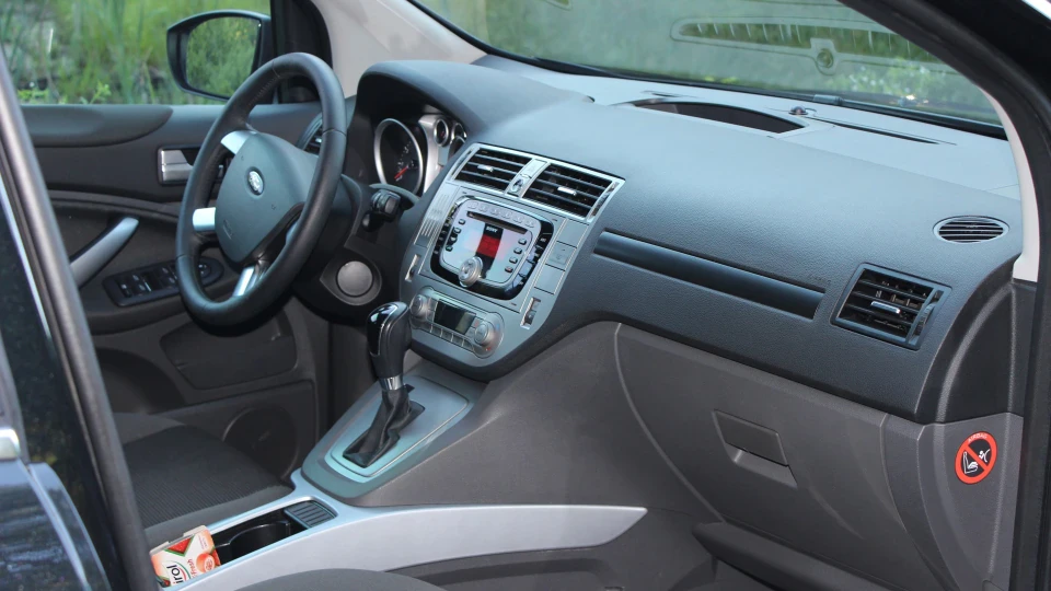 Ford Kuga 2.5 Turbo 4