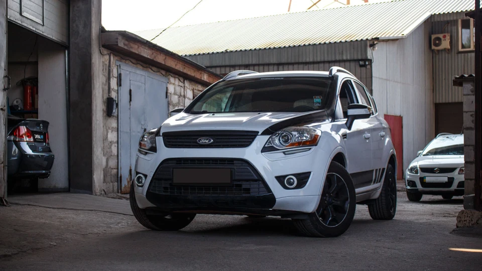 Ford Kuga 2.5T (S) performance 5
