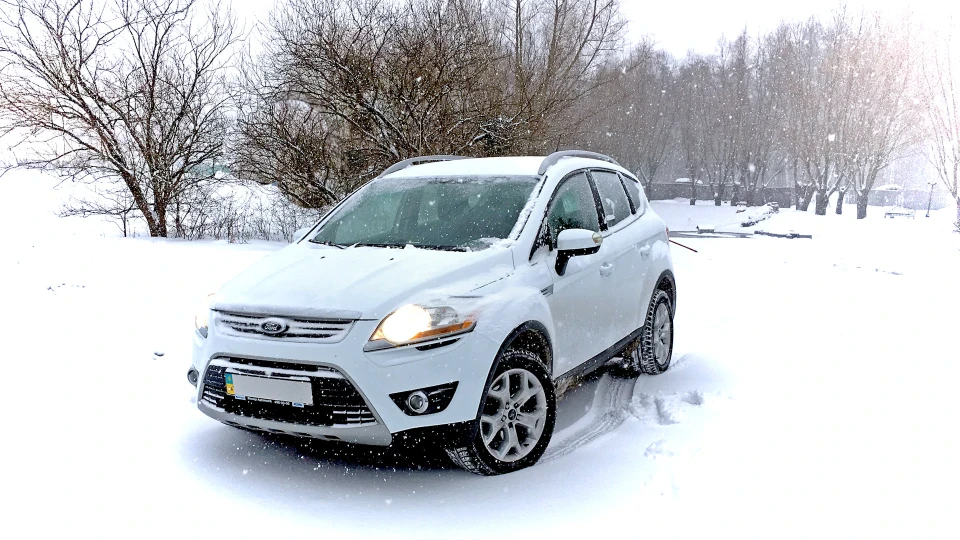 Ford Kuga Біла завірюха 2