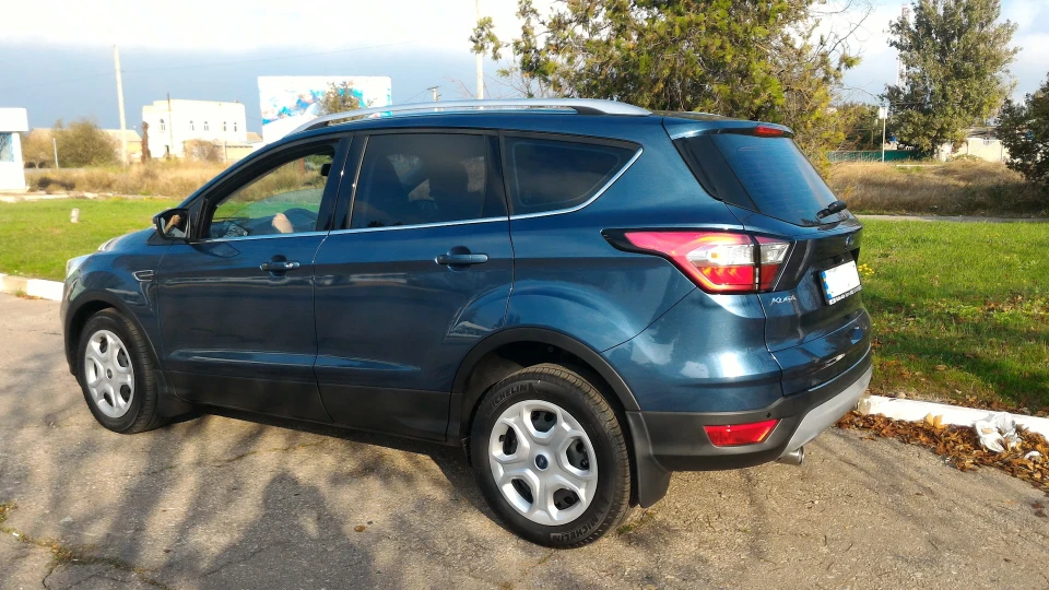 Ford Kuga Chrome Blue 3