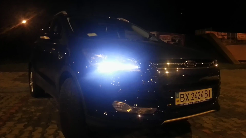 Ford Kuga Ink Blue 3
