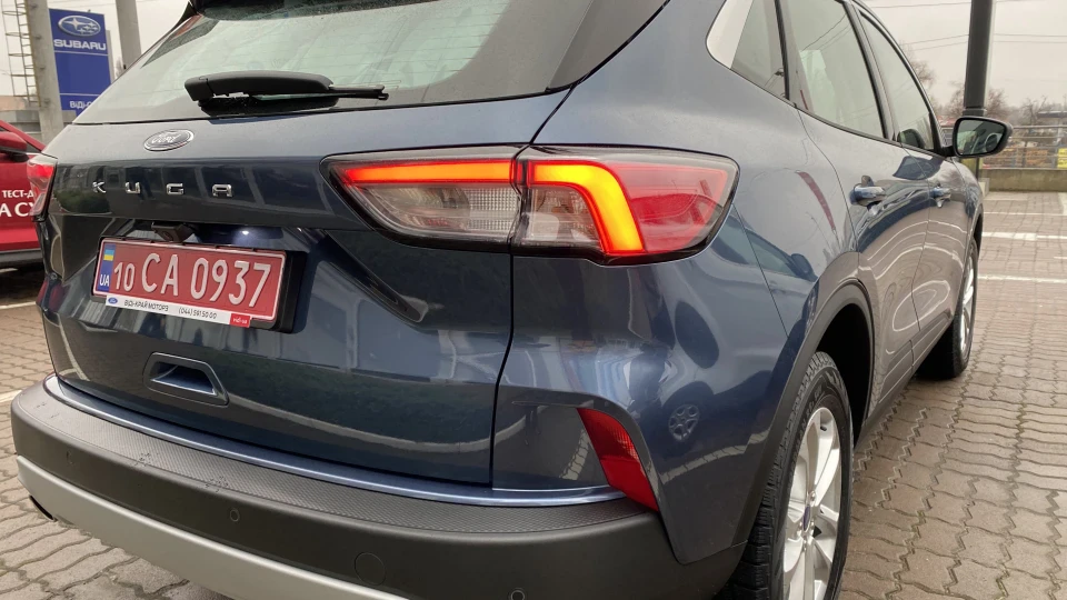 Ford Kuga Маканчик