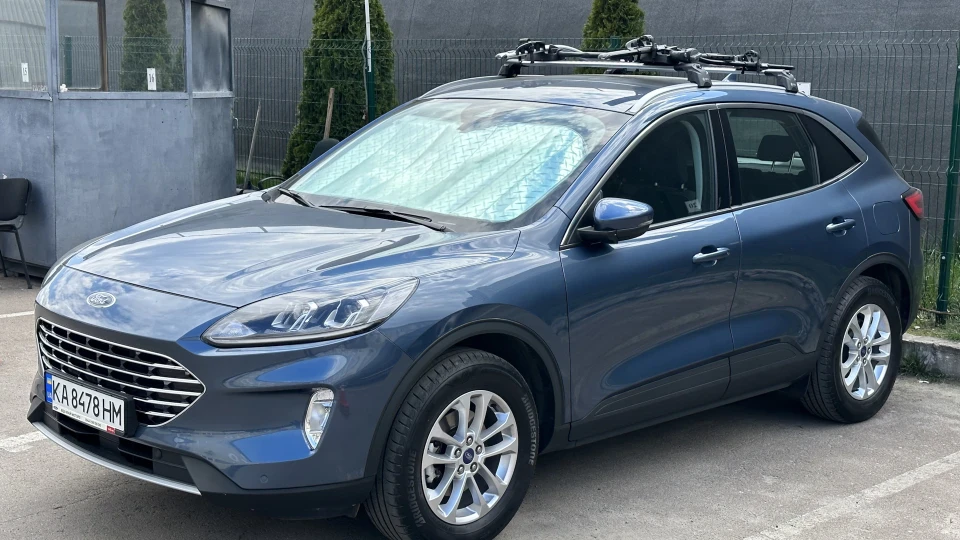 Ford Kuga Синій Поні 2