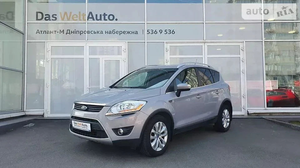 Ford Kuga трактор на шифті 2