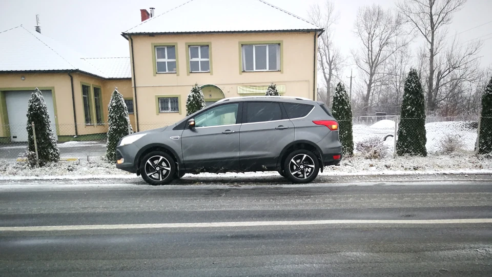 Ford Kuga Turbo звірятко) 5