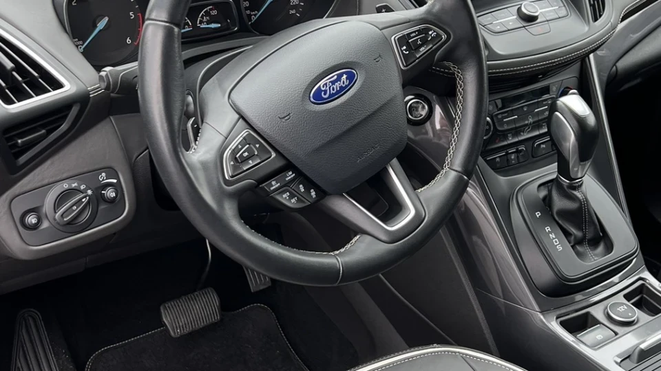 Ford Kuga Vignale 3